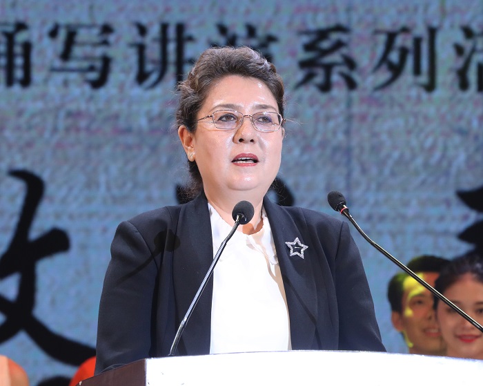 1559473556300424.jpg 1.7 古丽帕丽.阿不都拉致辞.JPG